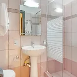 Prolithia 2 Villa *
